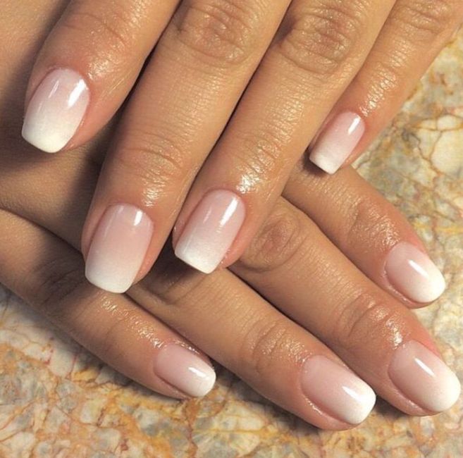 pink white nails, ombre nails, pink nude nails, milky white nails, baby boomer,
baby boomer short square, ellie vincy nails, press on nails, glued on nails